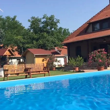 Gasthof Sallai Vendeghaz Jaszszentlaszlo