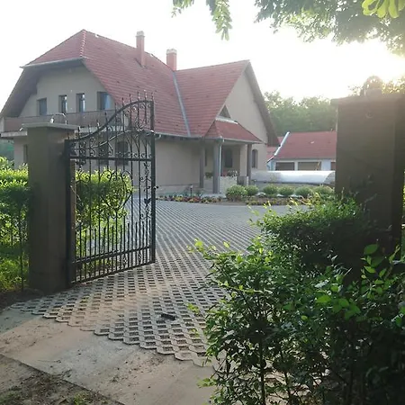 Guest house Sallai Vendeghaz Jaszszentlaszlo
